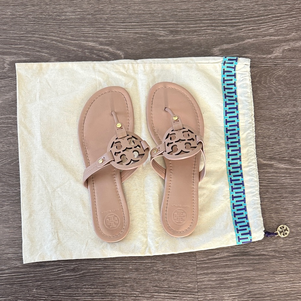 Tory Burch Miller Sandals (Light Sand / Size: 8.5) - Picture 6 of 6